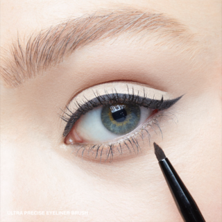 Ultra Precise Eye Liner Brush